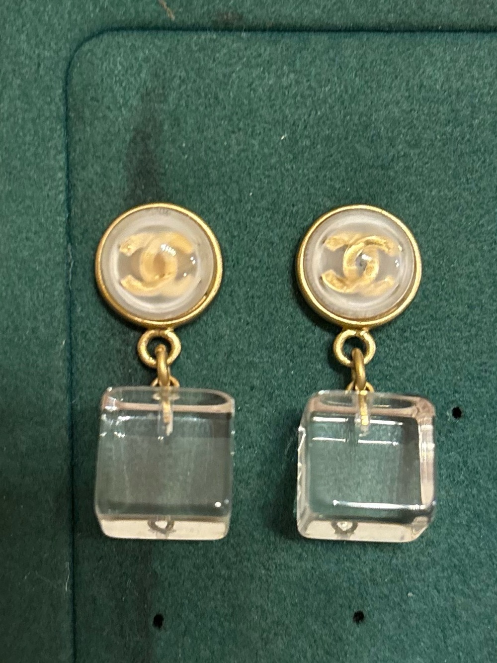 Chanel Earrings - please listen to the details during live show!